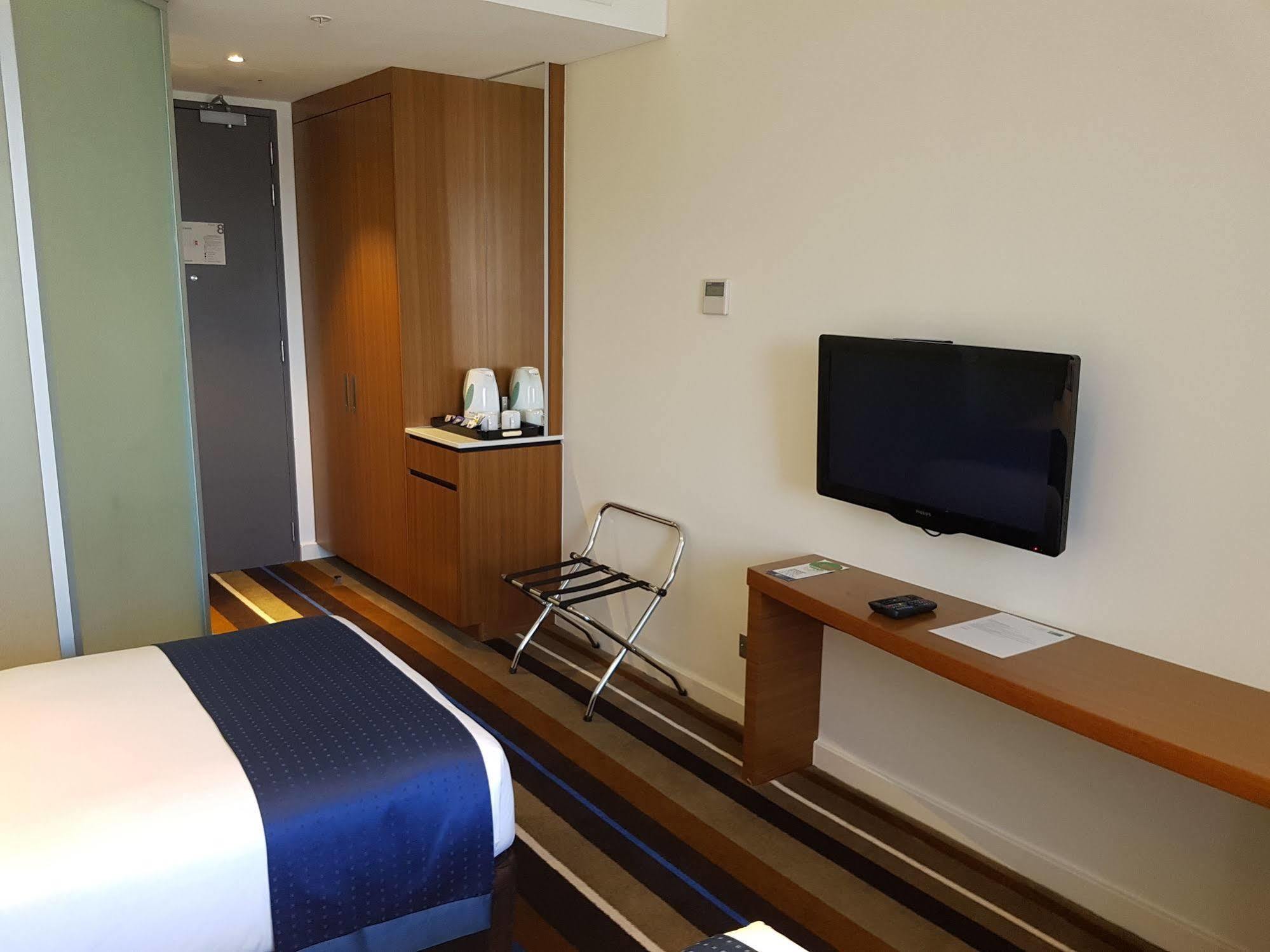 Holiday Inn Express Port Moresby By Ihg Porto Moresby Exterior foto